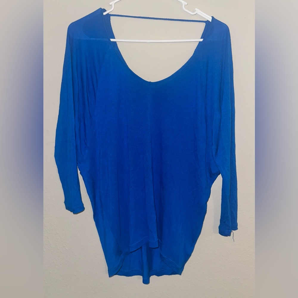 Express Women’s Dolman Sleeve Long Sleeve Top Blouse Size M Vibrant‎ Blue Jersey